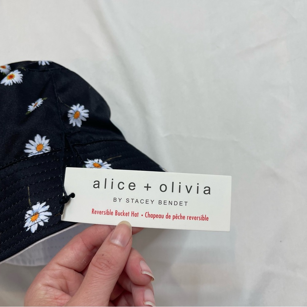 Alice + Olivia Reversible Floral Daisy Sunflower White Black Bucket Sun Hat Cap - Picture 3 of 7